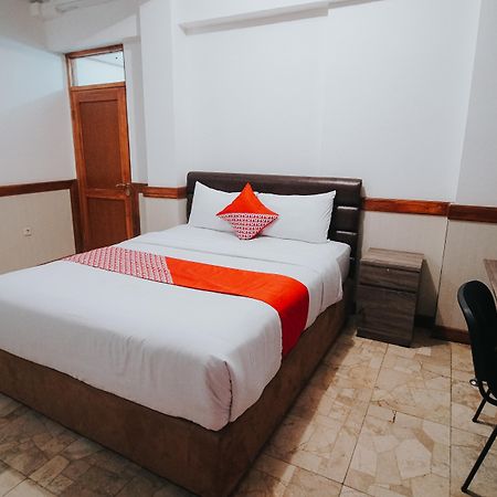 Oyo 1209 Tirtasari Nice Guesthouse Bandung Eksteriør billede