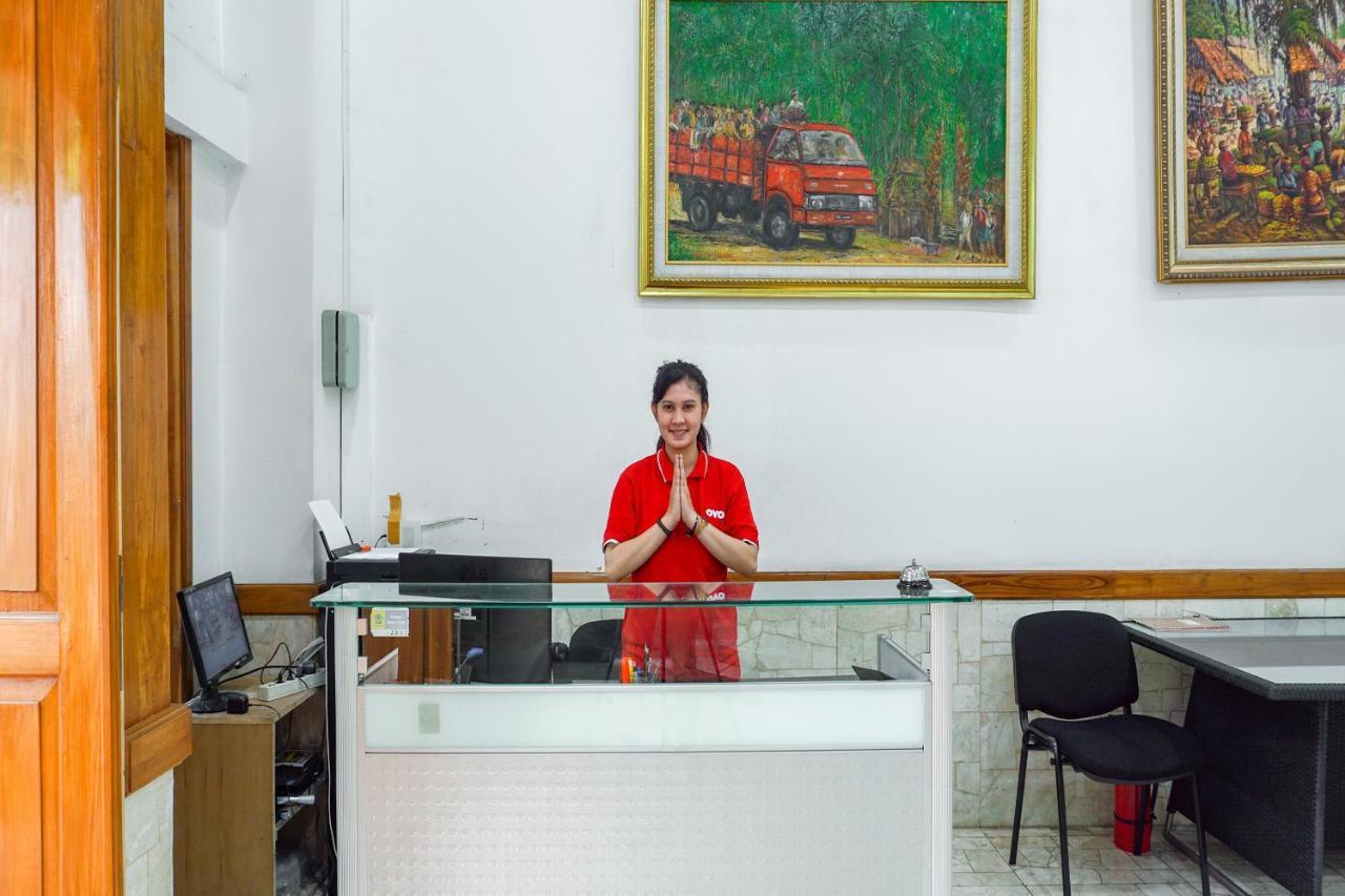 Oyo 1209 Tirtasari Nice Guesthouse Bandung Eksteriør billede