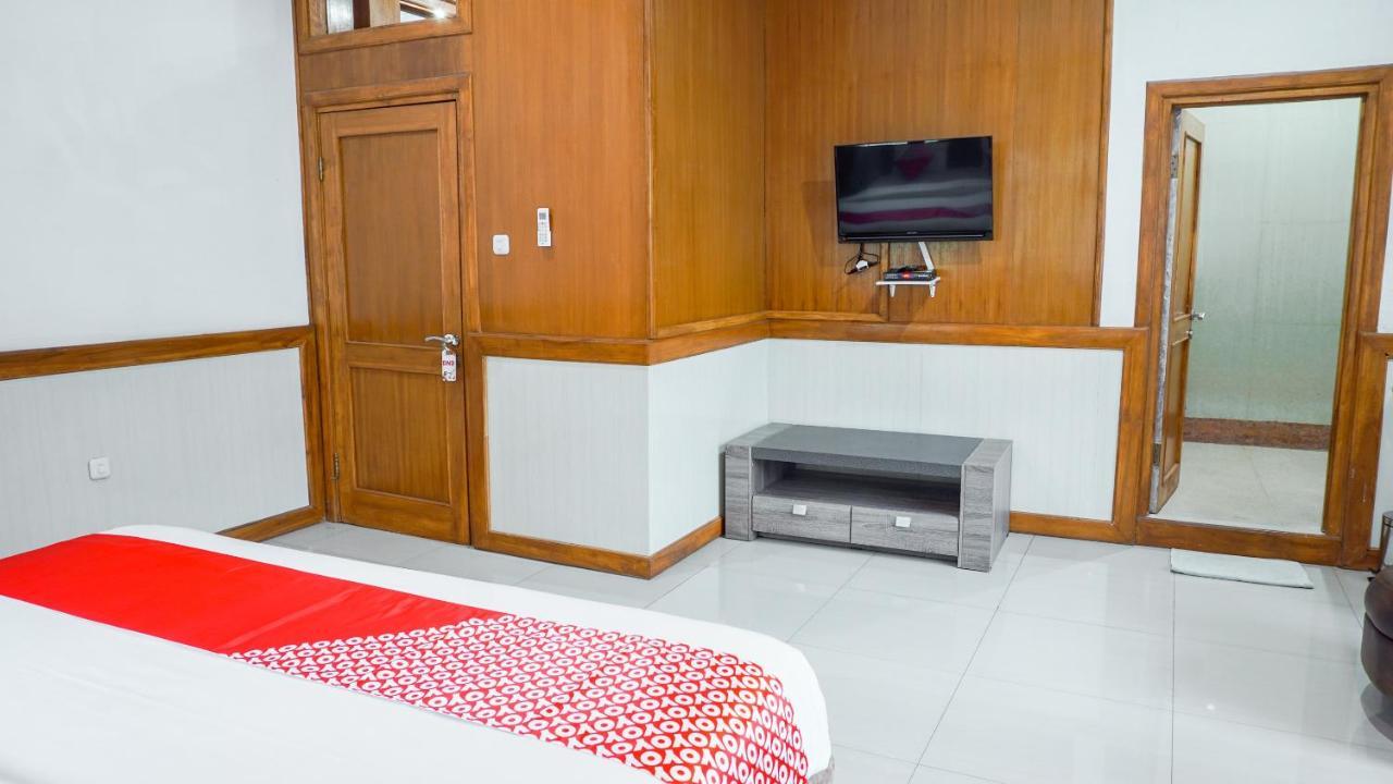Oyo 1209 Tirtasari Nice Guesthouse Bandung Eksteriør billede