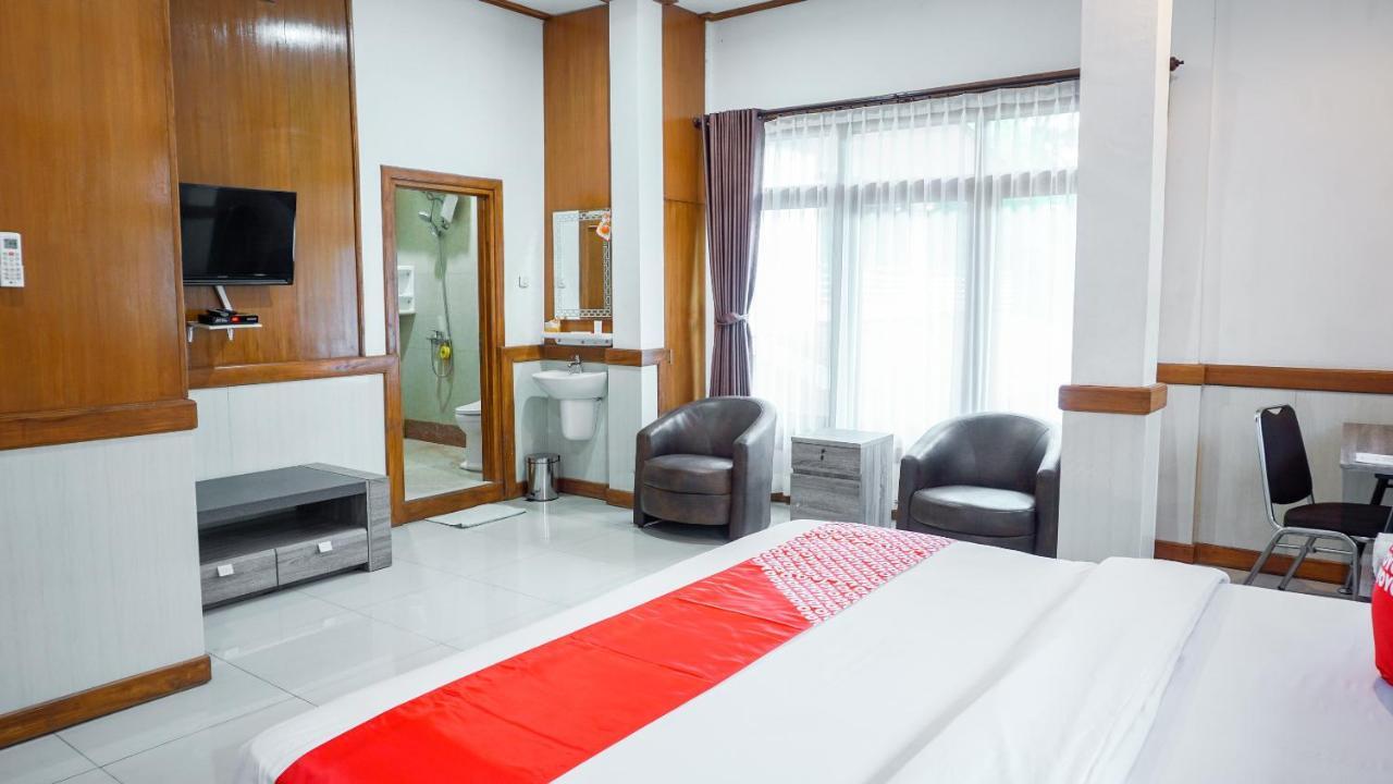 Oyo 1209 Tirtasari Nice Guesthouse Bandung Eksteriør billede