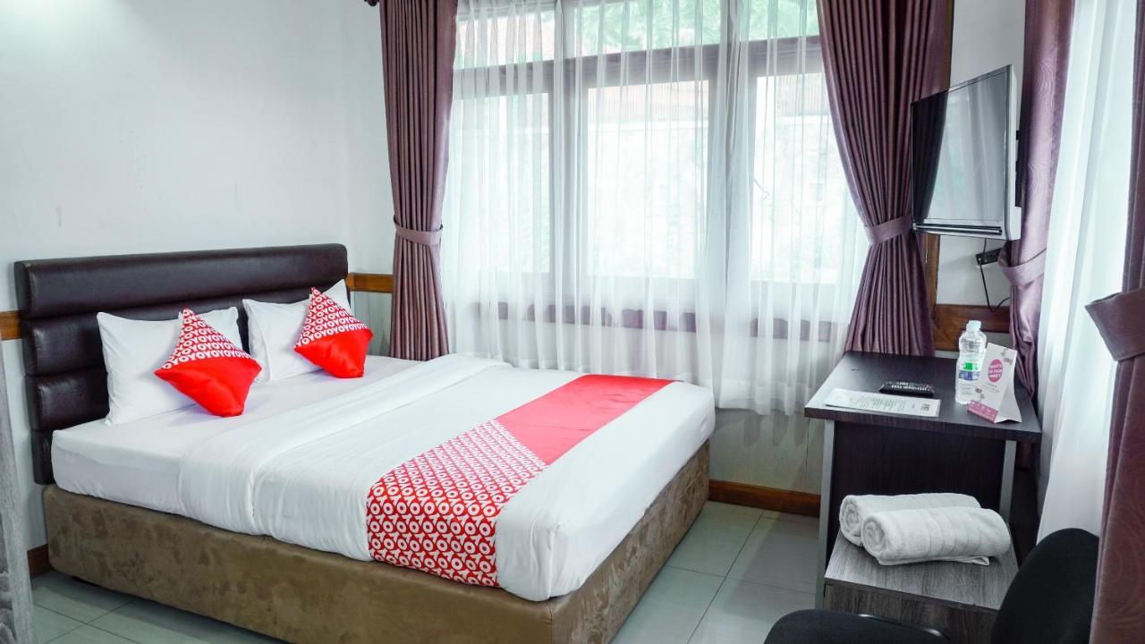 Oyo 1209 Tirtasari Nice Guesthouse Bandung Eksteriør billede