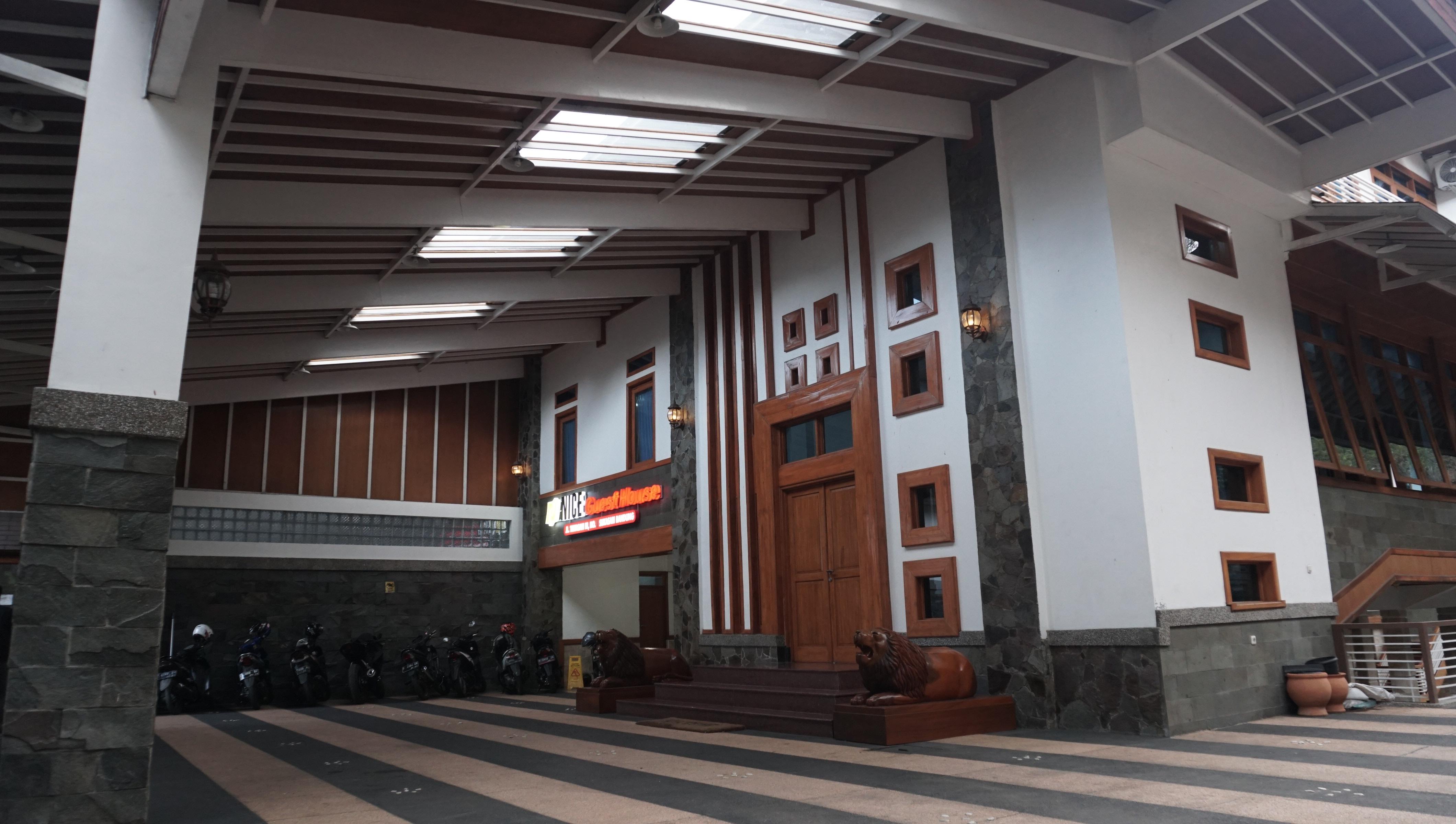 Oyo 1209 Tirtasari Nice Guesthouse Bandung Eksteriør billede