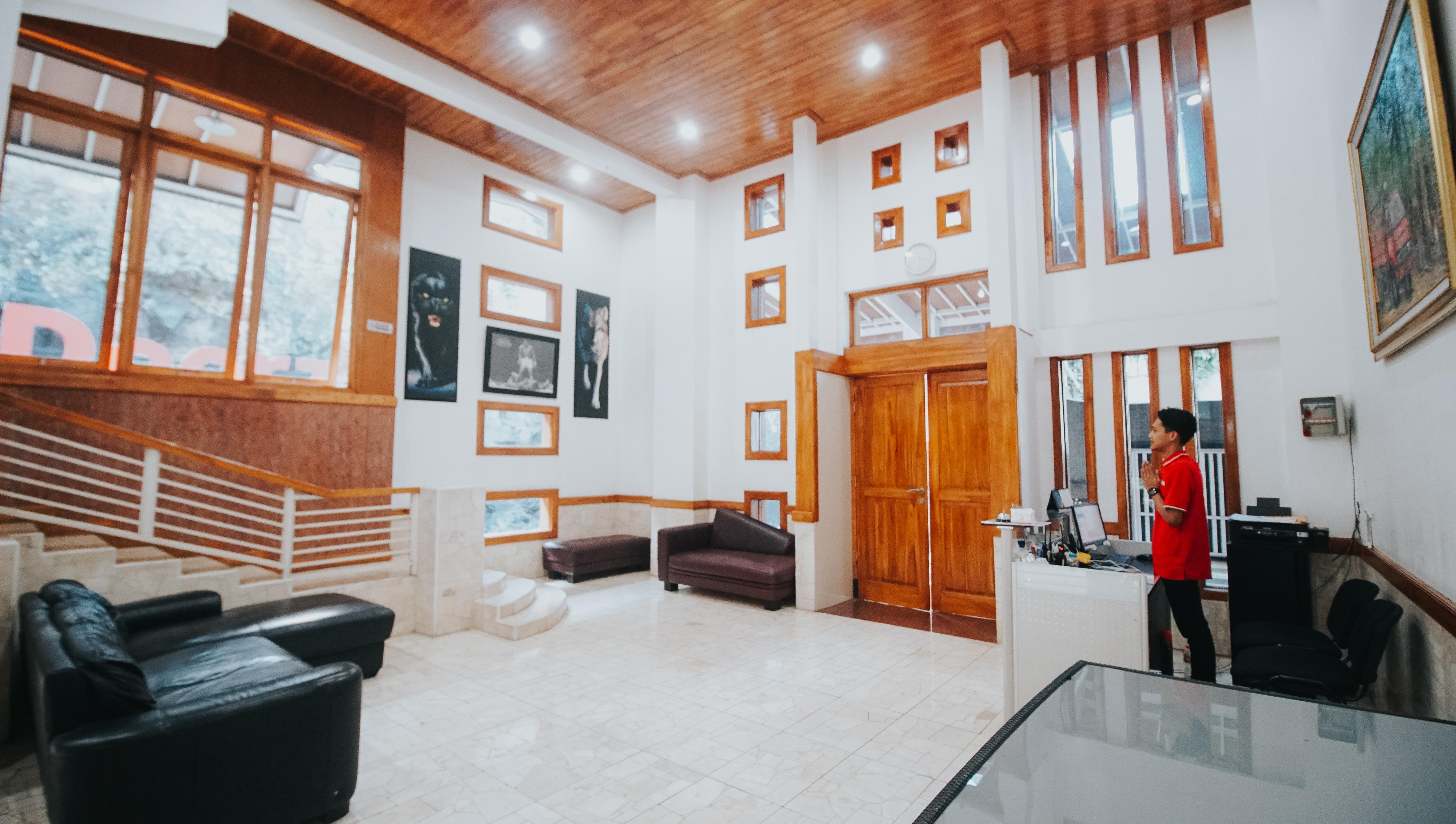 Oyo 1209 Tirtasari Nice Guesthouse Bandung Eksteriør billede